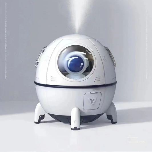 Trenzia™ |USB Astronaut Humidifier and Home Decor Ornament